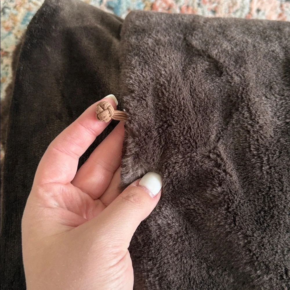 NEW- Unhide Lil' Marsh Blanket in Chocolate Hare